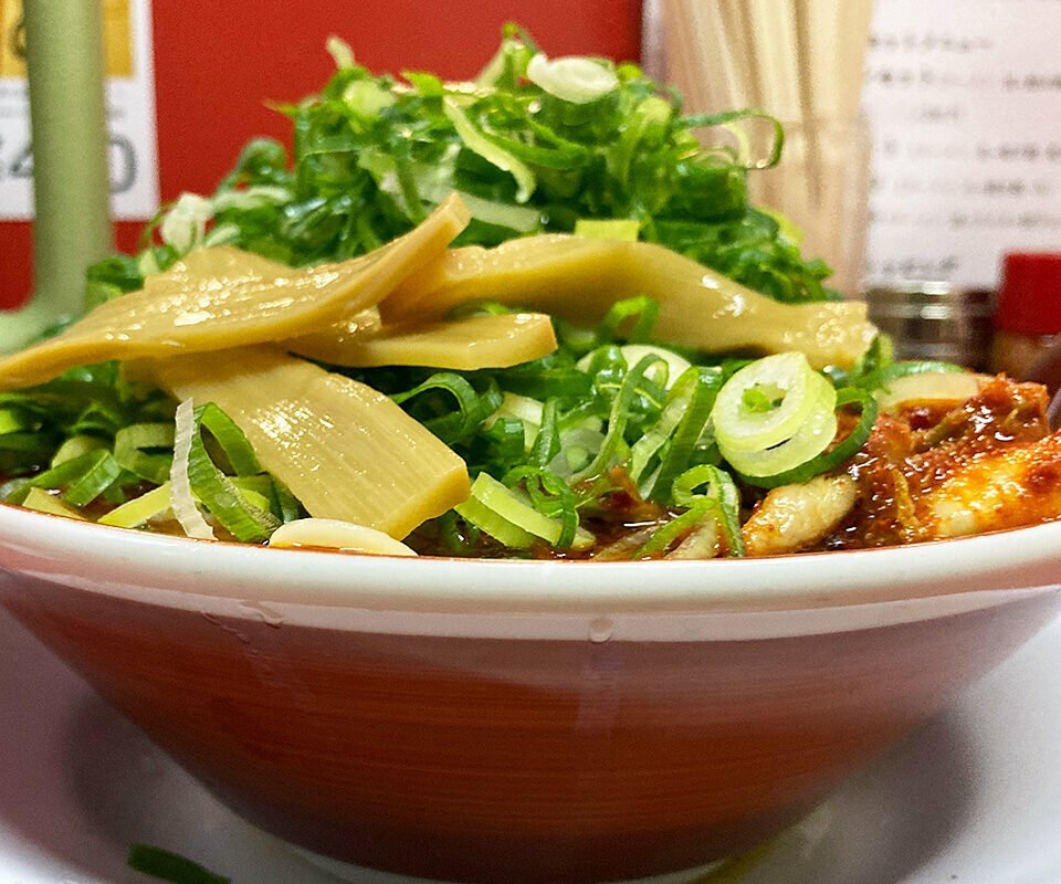 麺対軒の麻辣麺ネギ大盛り