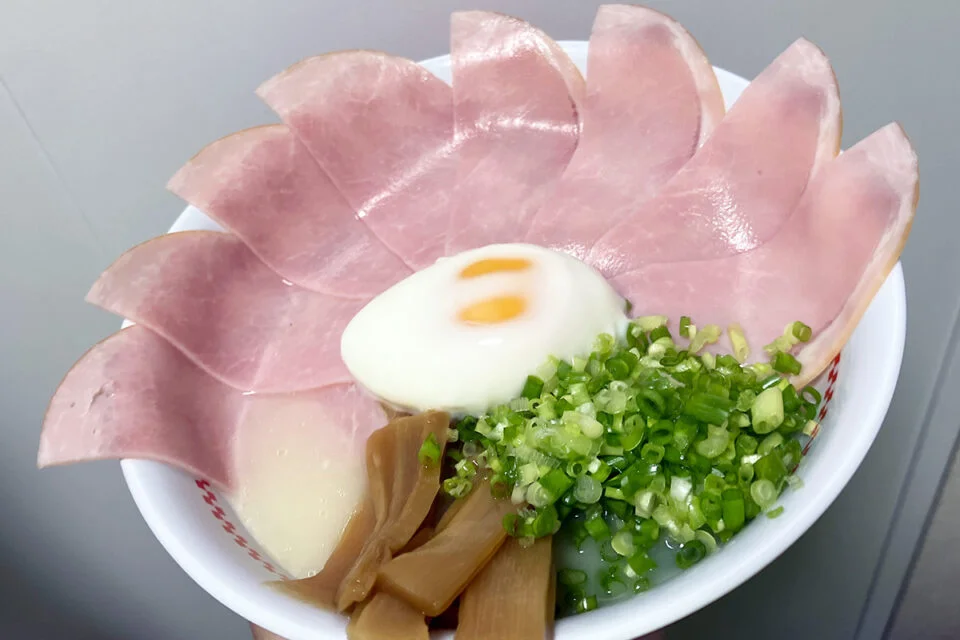 「特製冷たいスガキヤラーメン」