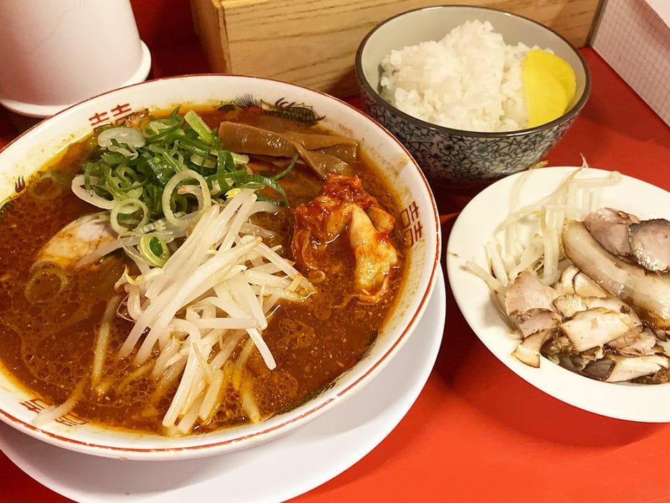 麺対軒「得々セット」麻辣麺（+100円）・豚ポン