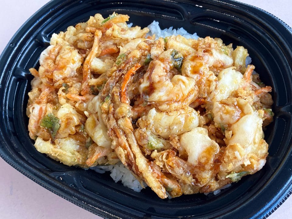 「盛りすぎ！海鮮かき揚げ弁当」