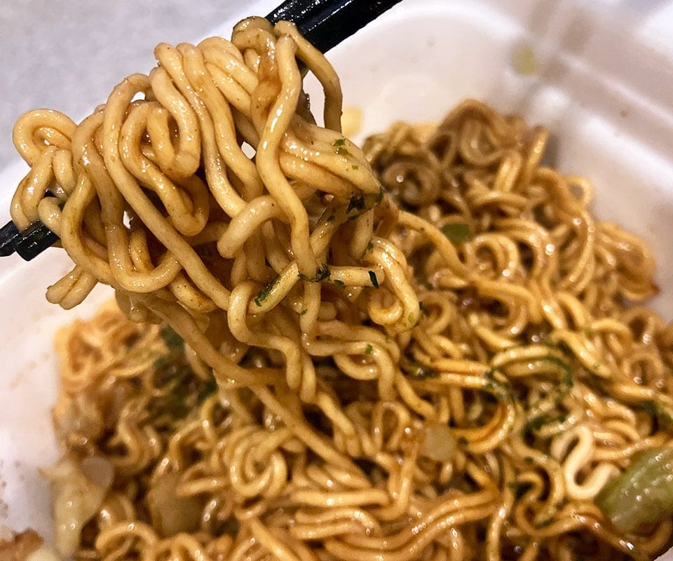 「マルちゃん焼そば」カップ麺食べてみた