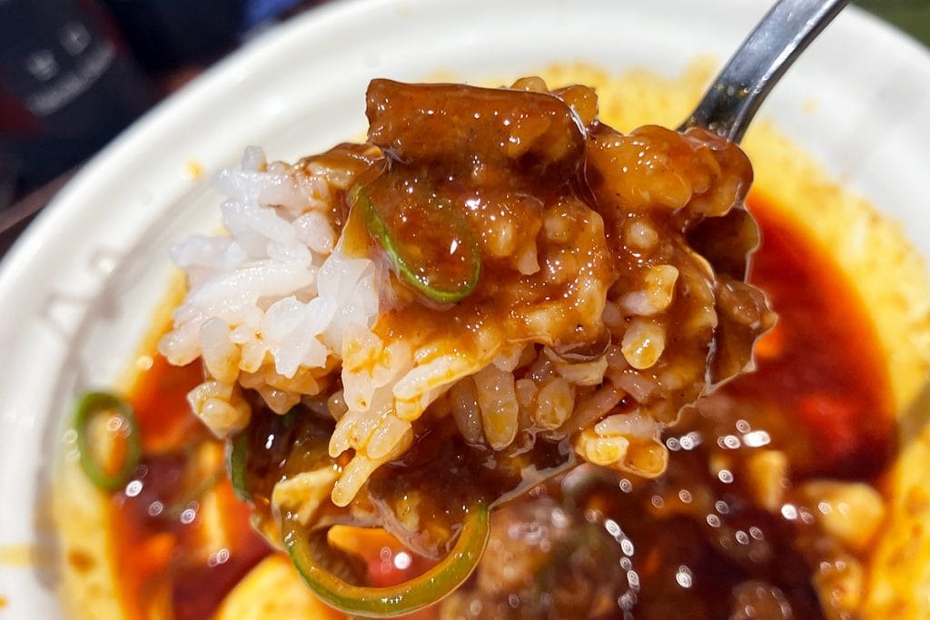 というわけで、大盛りライスと共に食します