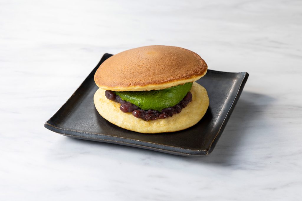 「ふわもち生どら焼 濃い宇治抹茶クリーム」220円