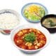 松屋「本格四川風麻婆豆腐定食（生野菜付き）」